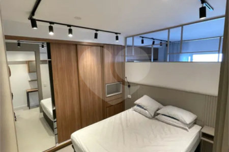 Apartamento à venda com 1 quarto em Campo Belo, São Paulo, SP