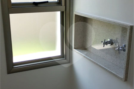 Casa à venda com 4 suítes no condomínio Estância Marambaia, Vinhedo - SP