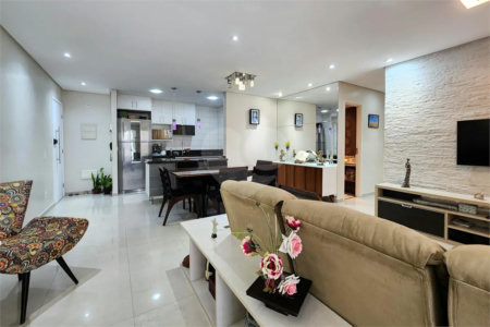 Apartamento para alugar com 3 quartos, sendo 1 suíte, em Baeta Neves, São Bernardo do Campo, SP