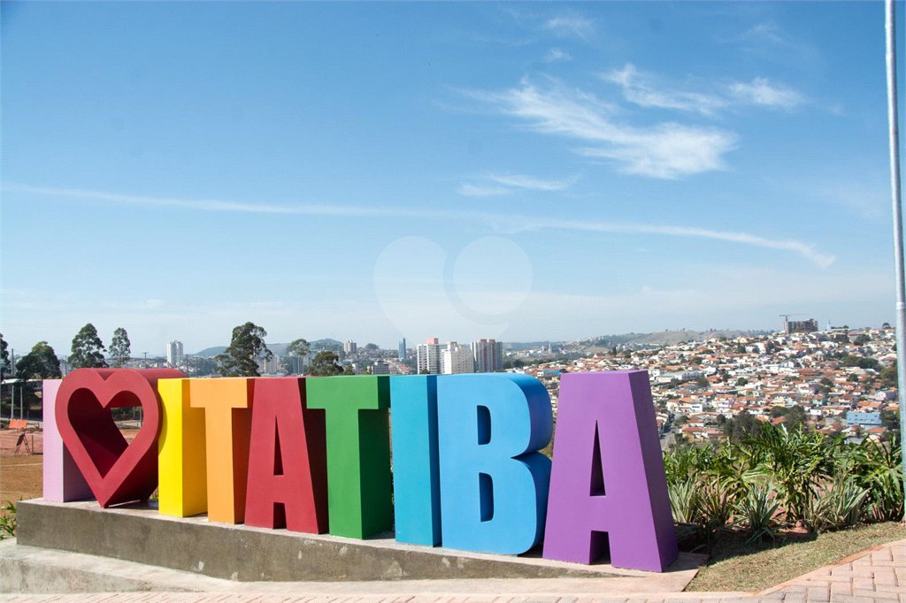 Terreno à venda com 1 suíte no condomínio Recanto do Parque, Itatiba - SP