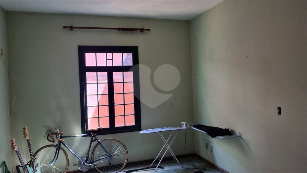 Casa à venda com 3 quartos, sendo 1 suíte, em Bosque, Vinhedo, SP