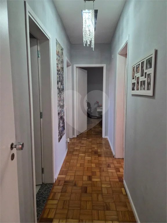 Apartamento à venda no Edifício Pedro Ometto, no coração de Piracicaba.