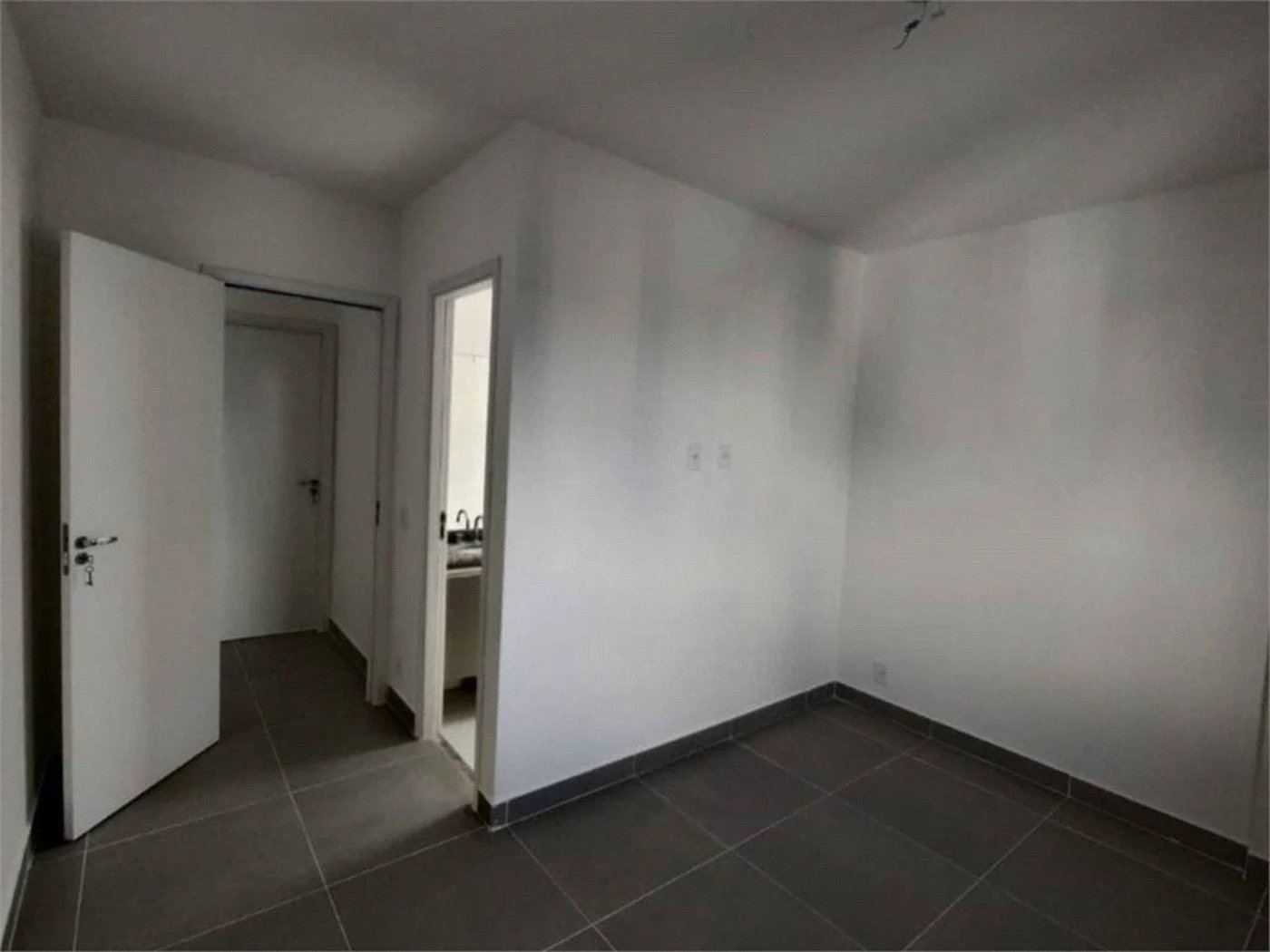 Apartamento para alugar com 2 suítes em Jardim Ampliação, São Paulo, SP