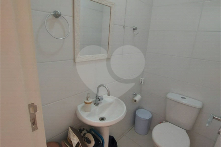 Casa à venda com 3 suítes em Santa Terezinha, São Bernardo do Campo, SP
