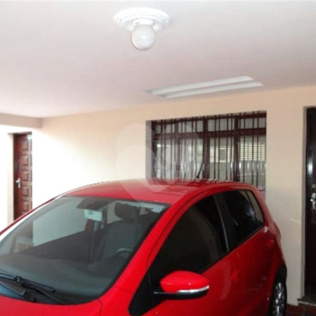 Sobrado à venda com 3 quartos, sendo 1 suíte, em Jardim São Luís, São Paulo, SP