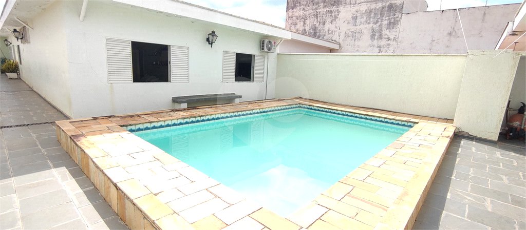 Casa à venda com 4 quartos, sendo 2 suítes, no Centro, Itu, SP