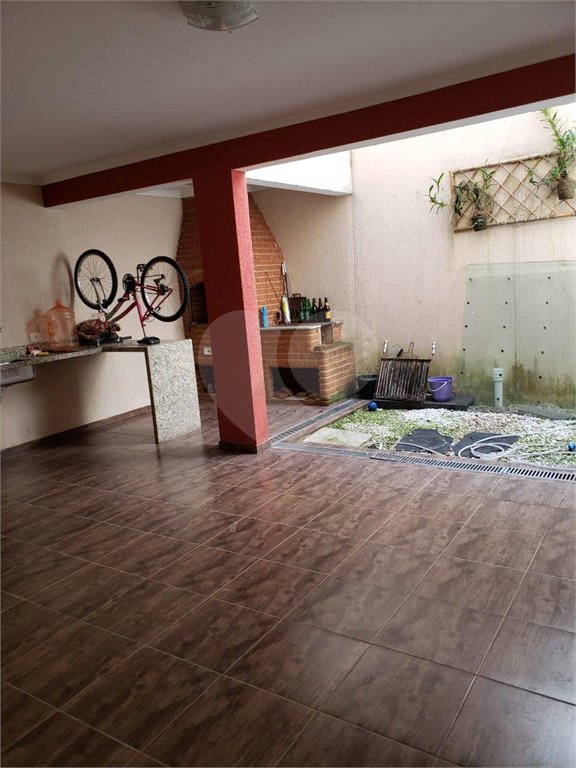 Casa à venda com 3 quartos, sendo 1 suíte,  em Montanhão, São Bernardo do Campo, SP