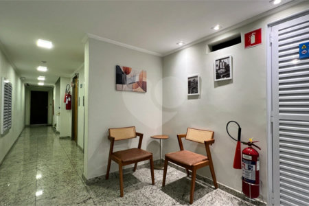 Apartamento à venda com 3 quartos, sendo 1 suíte, em Pinheiros, São Paulo, SP