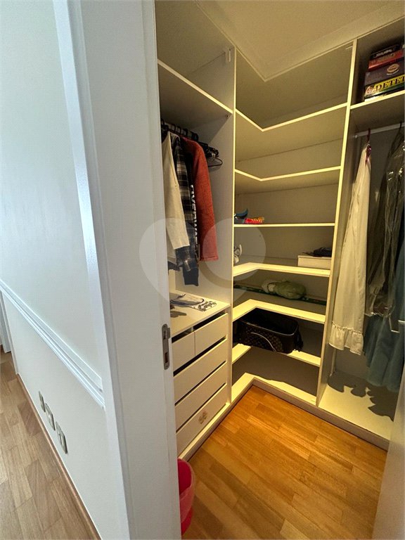Apartamento para alugar com 3 suítes em Brooklin Paulista, São Paulo, SP