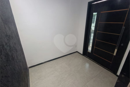Casa de Vila à venda com 3 quartos, sendo 1 suíte, em Praça da Bandeira, Rio de Janeiro, RJ