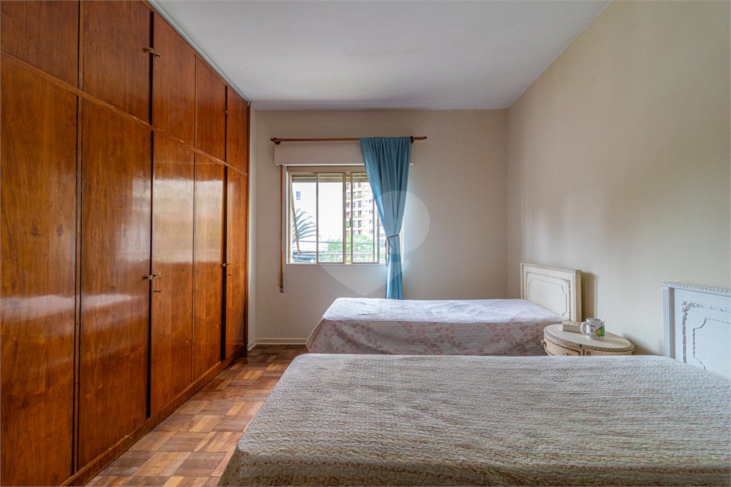 Sobrado à venda com 4 quartos, sendo 1 suíte, em Campo Belo, São Paulo, SP