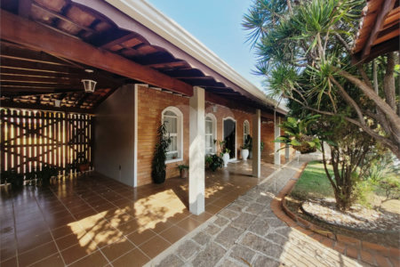 Casa Térrea à venda com 3 quartos, sendo 1 suíte, no Centro, Indaiatuba, SP