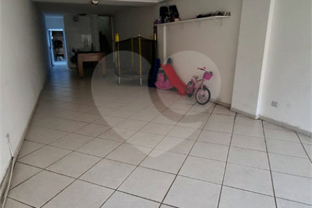 Sobrado à venda com 3 suítes em Vila Constança, São Paulo, SP