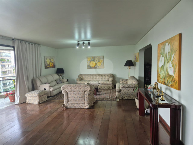 Apartamento à venda ou para alugar com 4 suítes em Alto da Boa Vista, São Paulo, SP