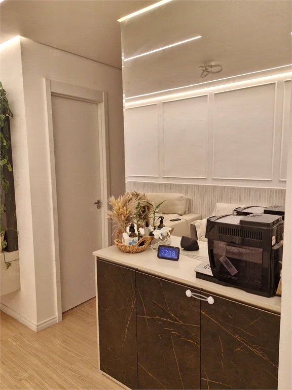 Apartamento à venda com 3 quartos, sendo 1 suíte,  em Parque Residencial da Lapa, São Paulo, SP