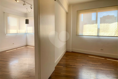 Apartamento à venda com 3 quartos, sendo 1 suíte, em Perdizes, São Paulo, SP