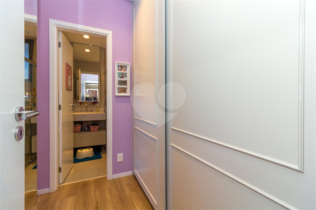 Apartamento à venda com 3 suítes em Brooklin, São Paulo, SP