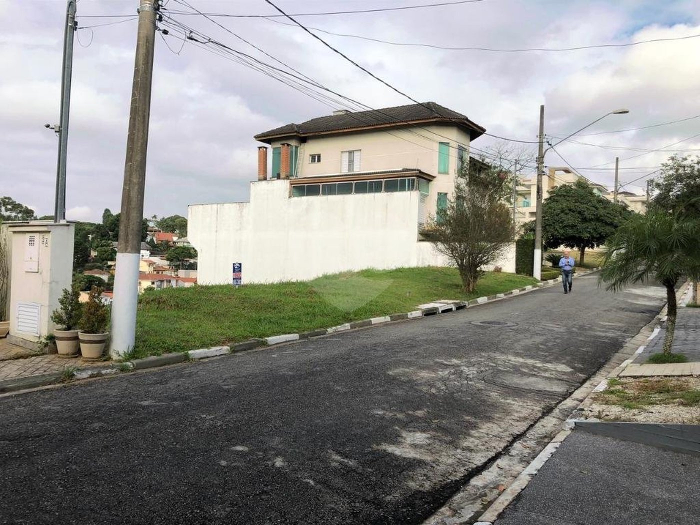 Terreno à venda em Horto, São Paulo, SP