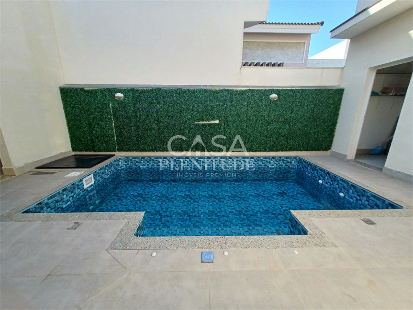 Casa em condomínio à venda com 3 suítes em Iporanga, Sorocaba, SP