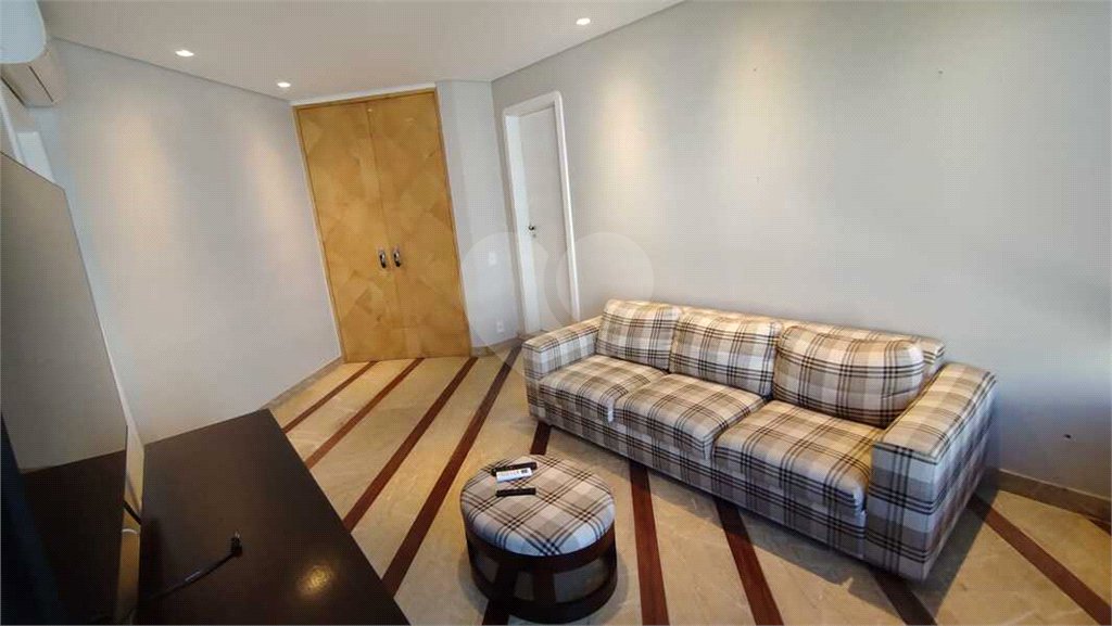 Duplex para alugar com 3 suítes em Real Parque, São Paulo, SP