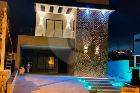 Casa à venda com 4 quartos, sendo 2 suítes,  no condomínio Aruã Brisas Ii, Mogi das Cruzes - SP