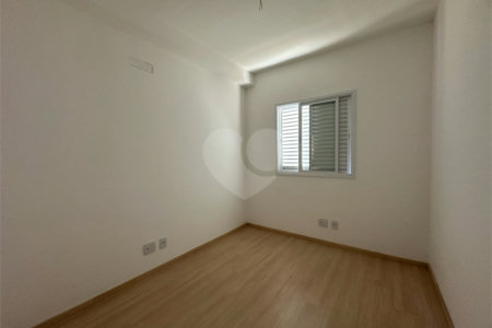 Apartamento à venda com 3 quartos, sendo 1 suíte, em Vila Macia, Itapetininga, SP