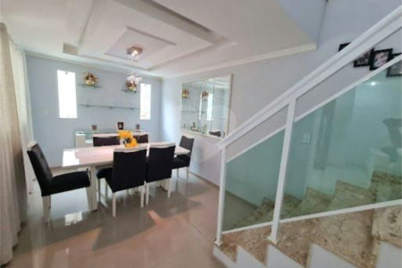 Casa para alugar com 5 suítes no condomínio Recanto das Garças V, Cotia - SP