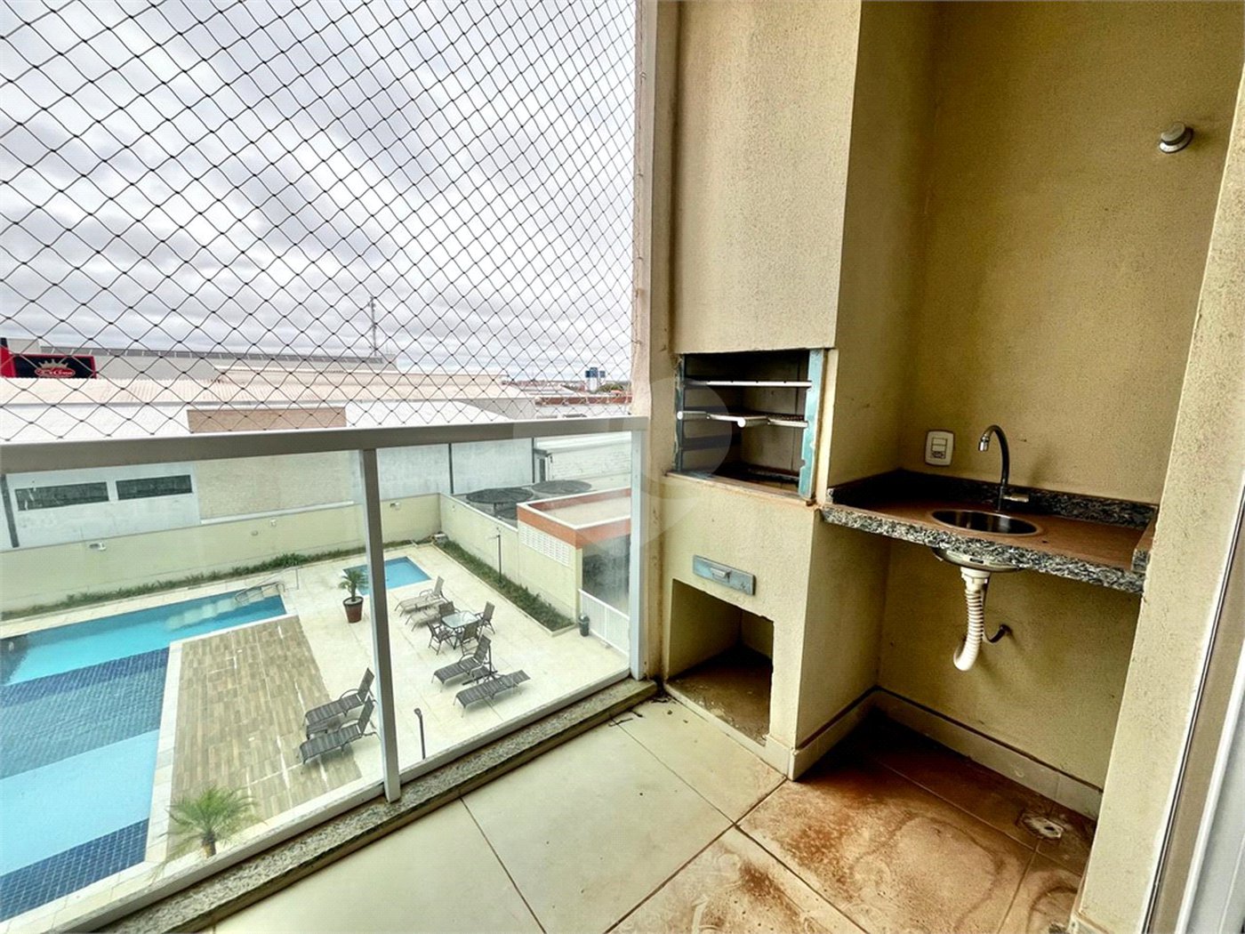 Apartamento à venda com 3 quartos, sendo 1 suíte,  em Vila Macia, Itapetininga, SP
