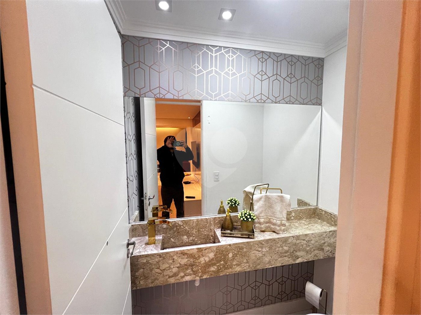 Apartamento à venda com 3 quartos, sendo 1 suíte,  no Centro, São Bernardo do Campo, SP
