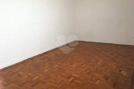 Casa à venda com 3 quartos, sendo 1 suíte, em Jardim São Paulo(zona Norte), São Paulo, SP