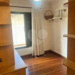 Apartamento à venda com 3 quartos, sendo 1 suíte, em Vila Gumercindo, São Paulo, SP