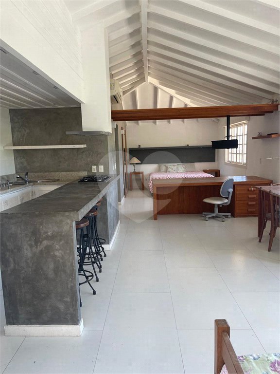Casa em condomínio à venda com 1 quarto em Ferradura, Armação dos Búzios, RJ