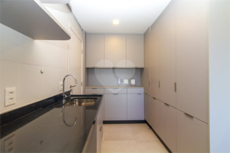 Apartamento à venda ou para alugar com 3 suítes em Jardim Morumbi, São Paulo, SP