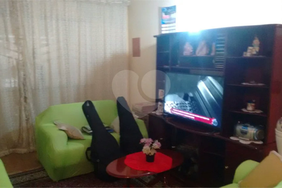 Sobrado à venda com 3 quartos, sendo 1 suíte, em Vila Galvão, Guarulhos, SP