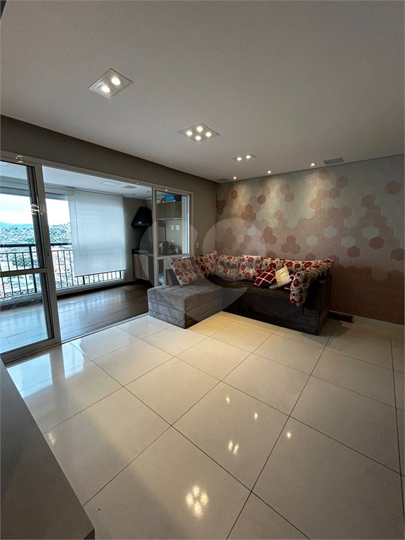 Apartamento à venda com 2 suítes em Jardim Flor da Montanha, Guarulhos, SP