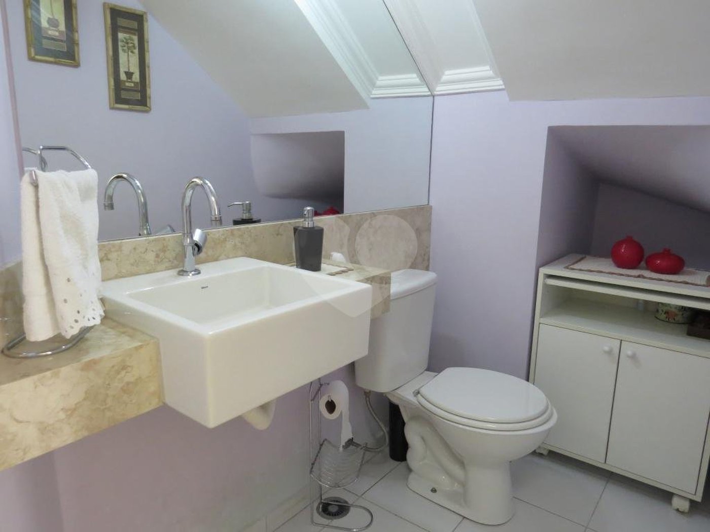 Casa à venda com 3 quartos, sendo 1 suíte, no condomínio Taquaral Village, São Paulo - SP