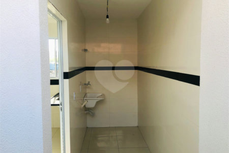 Casa à venda com 2 quartos no condomínio Residencial Turim, Mogi das Cruzes - SP