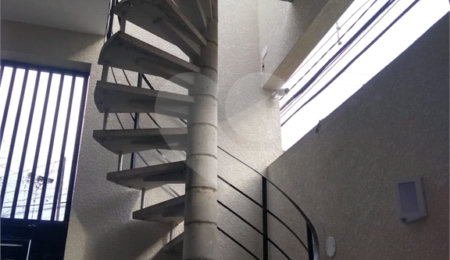 Casa à venda com 3 quartos, sendo 1 suíte,  no condomínio Casa de Rua, São Paulo - SP