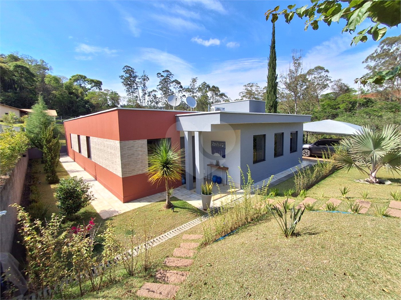 Terreno à venda com 3 quartos, sendo 1 suíte, no condomínio Portal Ouro Verde, Atibaia - SP