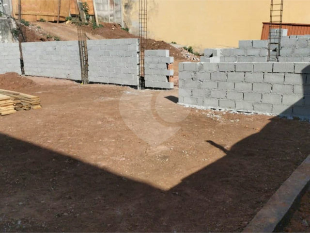 Casa à venda com 2 quartos, sendo 1 suíte,  em Vila Guilherme, São Paulo, SP