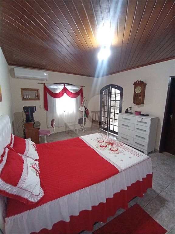 Casa à venda com 1 suíte em Santíssimo, Rio de Janeiro, RJ