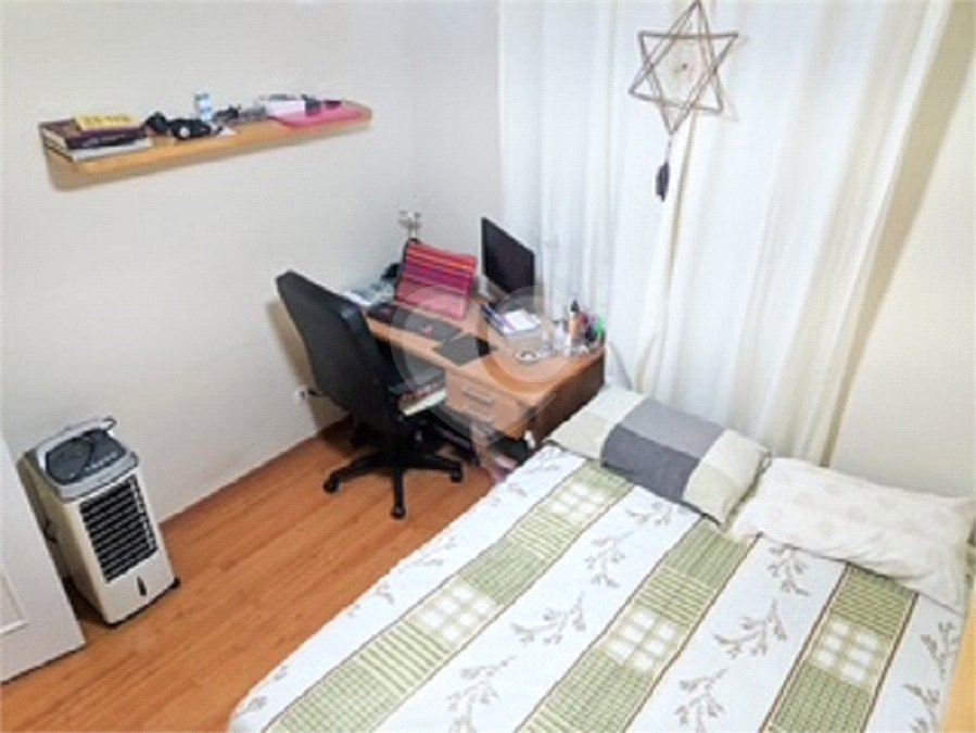 Casa à venda com 3 quartos, sendo 1 suíte, no condomínio Mariana, São Paulo - SP