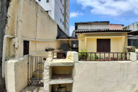 Casa à venda com 3 quartos, sendo 1 suíte, em Vila Vitório Mazzei, São Paulo, SP