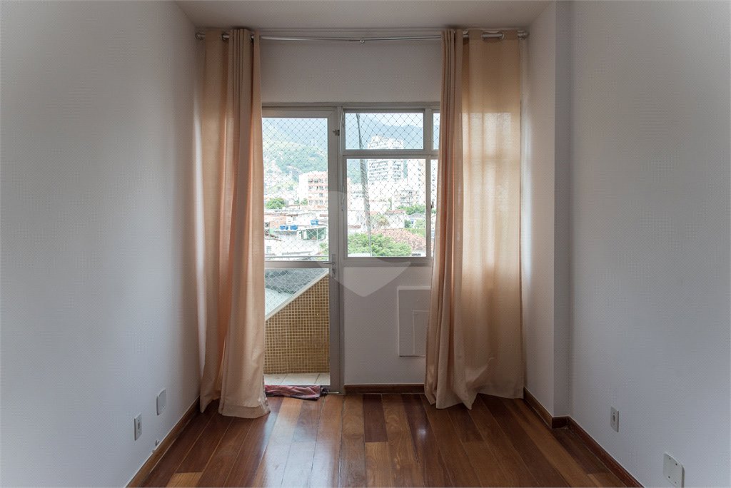 Apartamento à venda com 3 quartos, sendo 1 suíte, em Tijuca, Rio de Janeiro, RJ