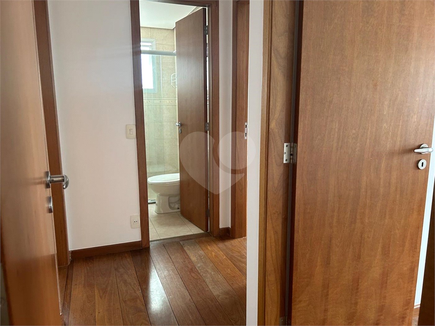Apartamento para alugar com 3 quartos, sendo 1 suíte, em Pinheiros, São Paulo, SP