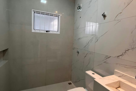 Casa à venda com 3 quartos, sendo 1 suíte,  em Bela Vista da Lagoa, Três Lagoas, MS