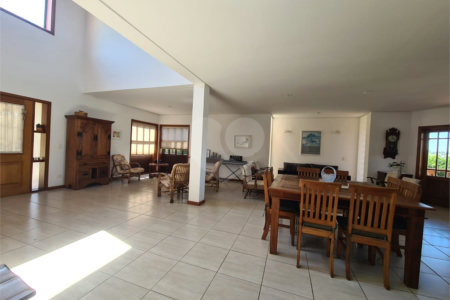 Casa à venda com 4 suítes no condomínio Santa Teresa, Itupeva - SP