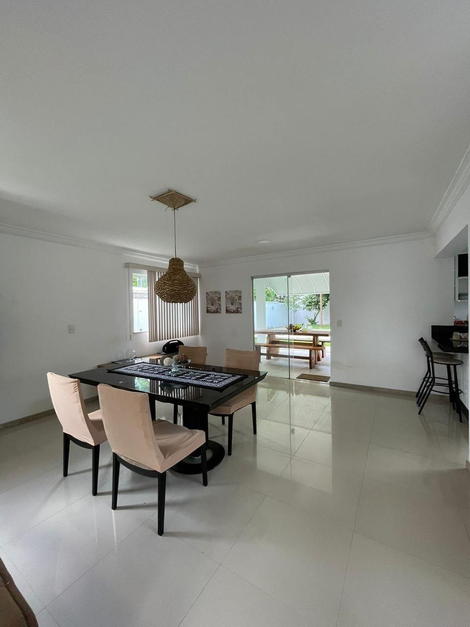 Casa à venda com 3 quartos, sendo 1 suíte, em Orla Norte, Porto Seguro - BA