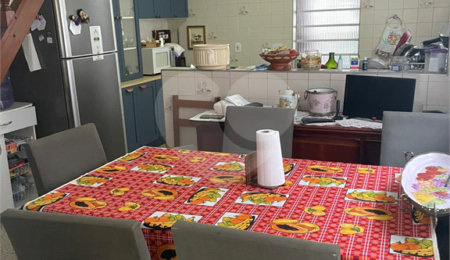 Sobrado à venda com 3 quartos em Vila Olinda, São Paulo, SP