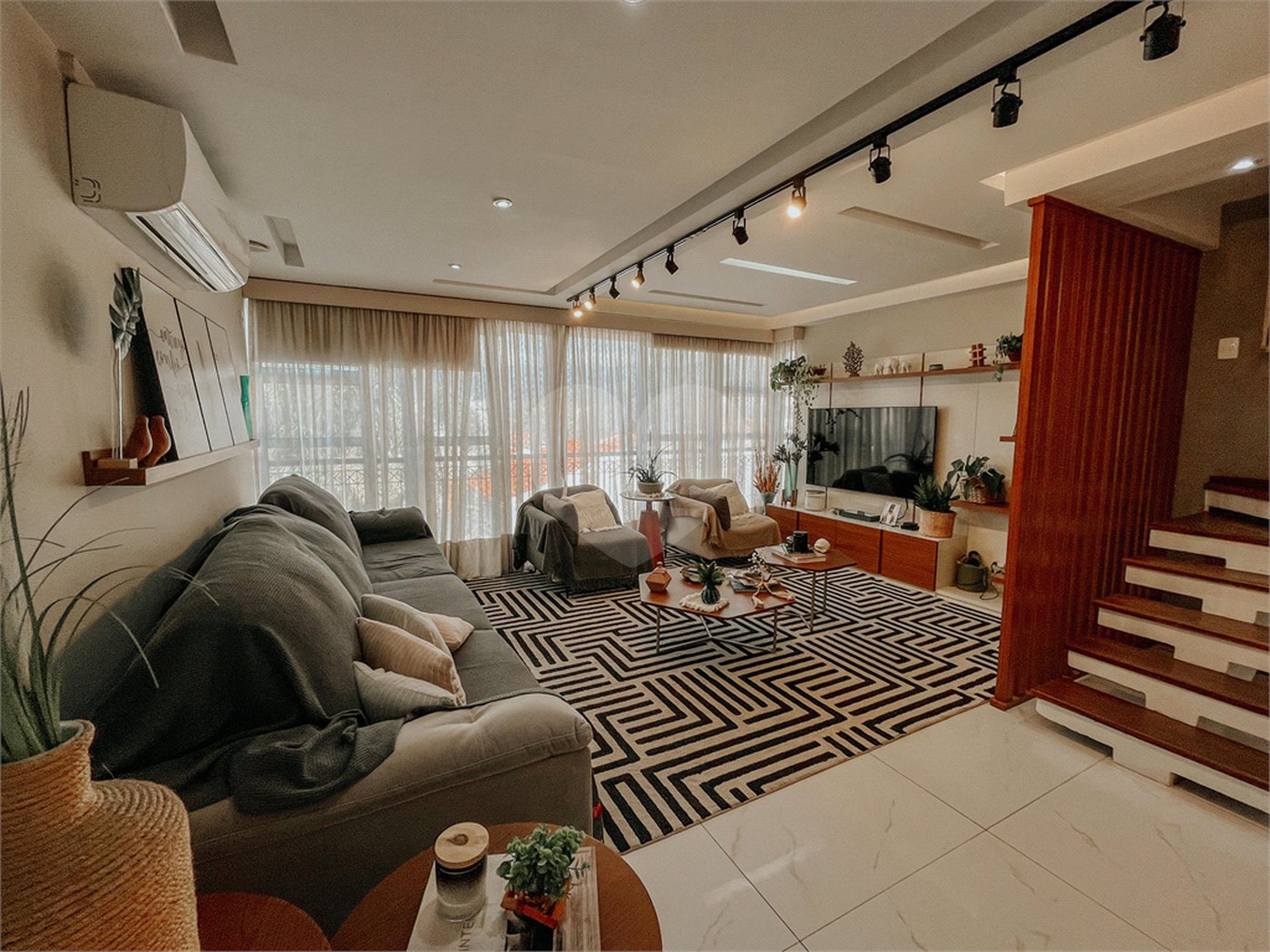 Apartamento à venda com 3 quartos, sendo 1 suíte, em Campo Grande, Rio de Janeiro, RJ